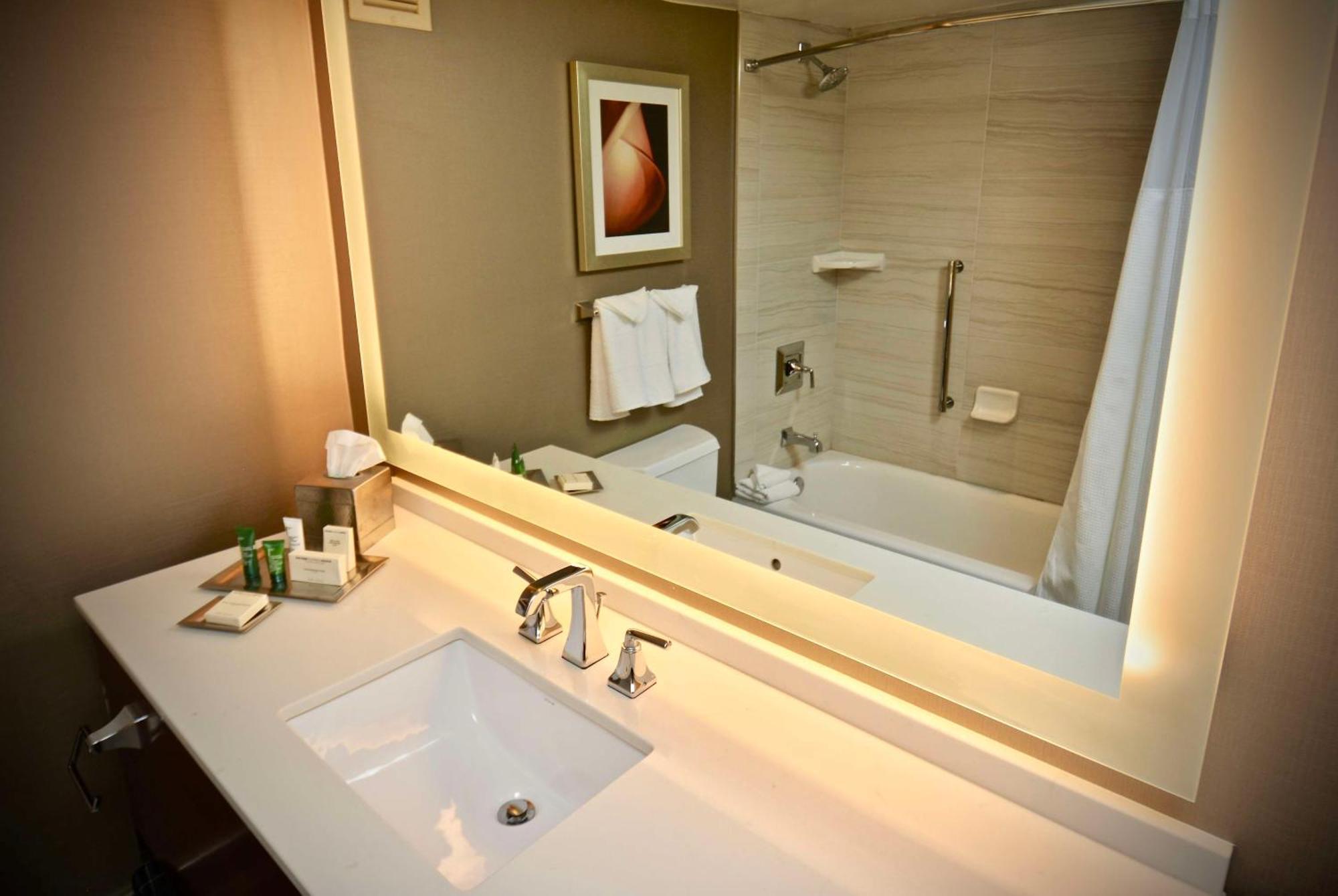 Hilton Atlanta Northeast Hotell Norcross Exteriör bild