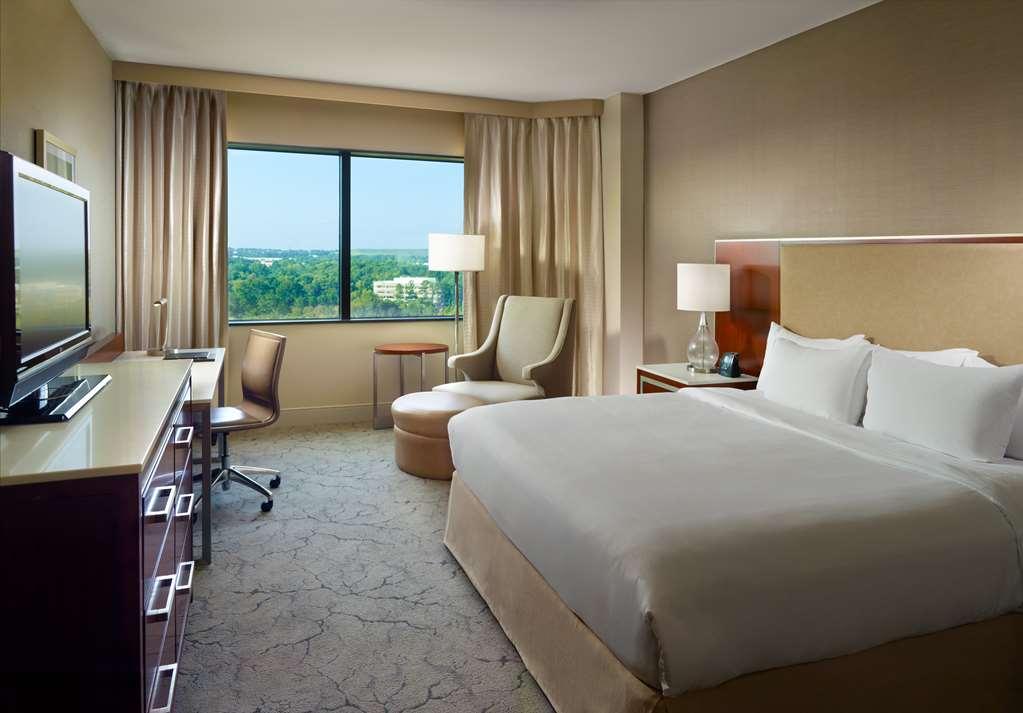 Hilton Atlanta Northeast Hotell Norcross Rum bild